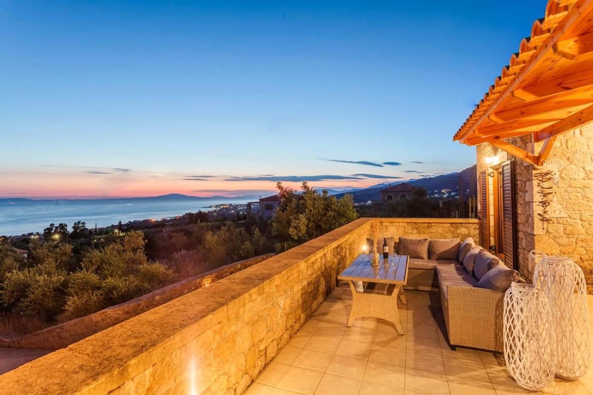 Mani Panoramic Seaviews - Luxury Summer Haven Lévktron Екстериор снимка