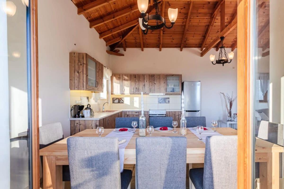 Mani Panoramic Seaviews - Luxury Summer Haven Lévktron Екстериор снимка